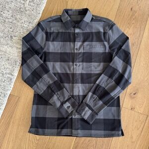 Lululemon Masons Peak Flannel Button-Down Shirt Mens Medium - Gray/Black Plaid